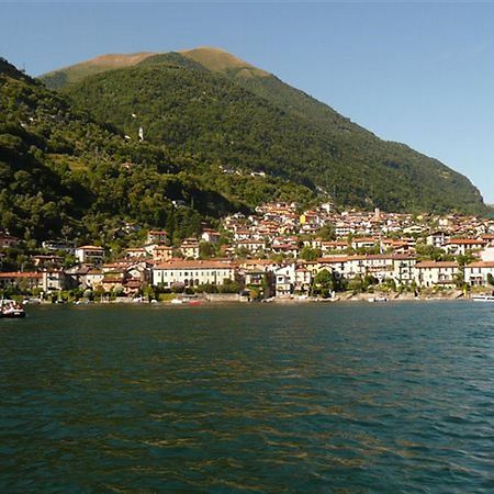 살라코마시나 La Torre Dell'Isola 빌라 외부 사진